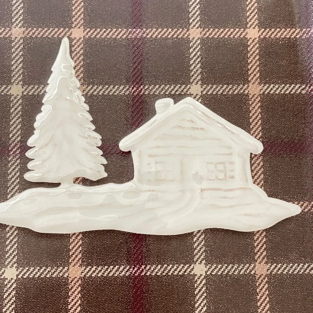 Homestudio Lake Cabin Dinner Plate Square Plaid Rustic‎ Embossed Stoneware 11